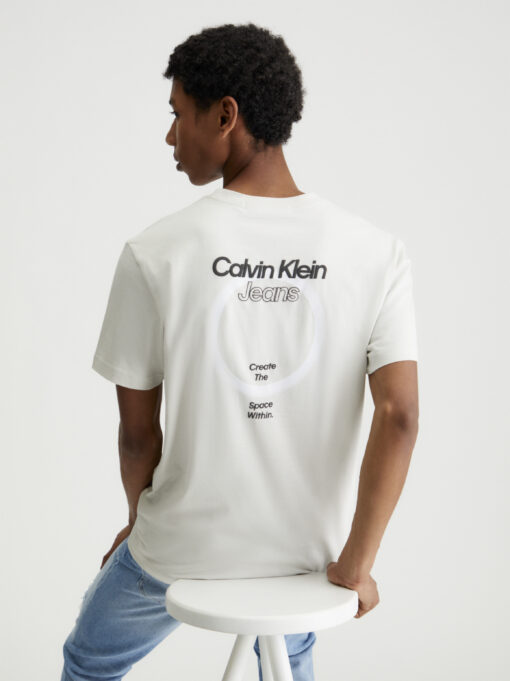 Calvin Klein T-shirt met grafische print achter Lunar Rock